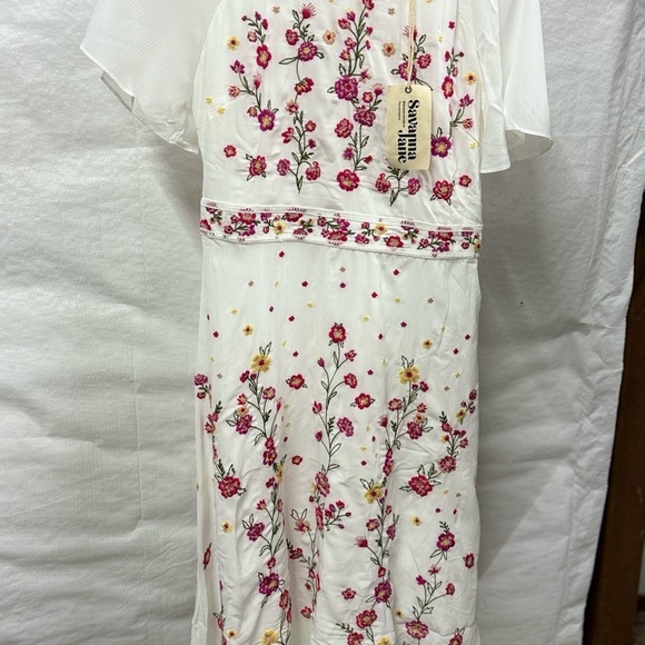 COPY - Savanna Jane Pink and White Embroidered Elegant Midi Dress - Picture 5 of 5